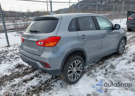 2018 Mitsubishi Outlander Sport 2.4 Se z USA, uszkodzony, nr VIN JA4AR3AW1JZ002460